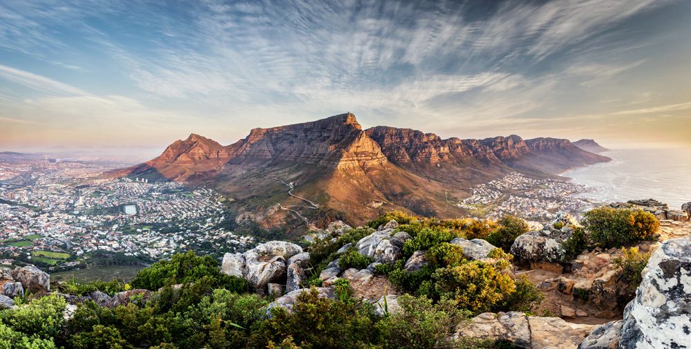 The Globetrotting Diaries : Un voyage personnel au sommet de la magnifique Table Mountain d'Afrique du Sud